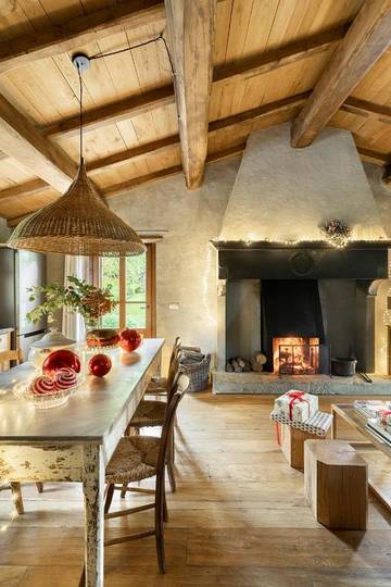 Location de vacances pour 6 personnes, avec jardin ainsi que jacuzzi et piscine à Sansepolcro