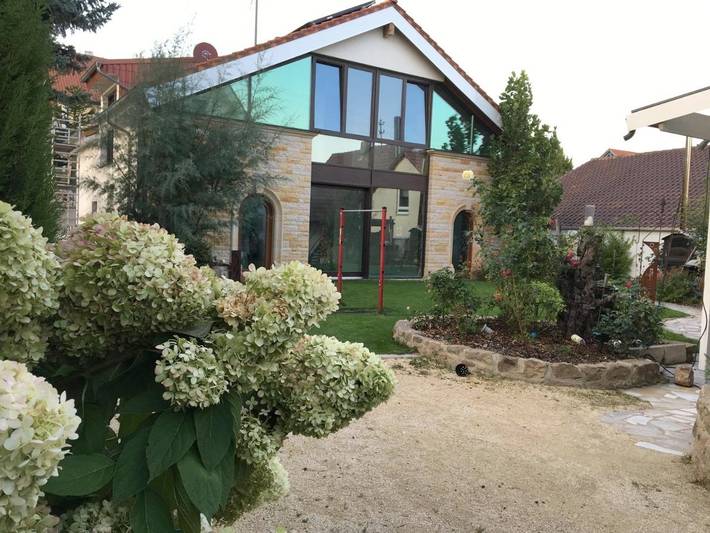 Hotel für 4 Personen, mit Balkon und Terrasse sowie Garten und Ausblick in Hambach (Neustadt) - 3