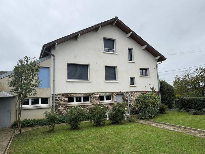 Location de vacances pour 9 personnes, avec terrasse, animaux acceptés dans Sailly (Ardennes)