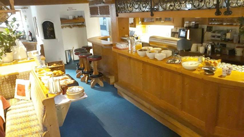 Gîte pour 2 personnes, avec jardin ainsi que vue et sauna, adapté aux familles dans Partenen - 4