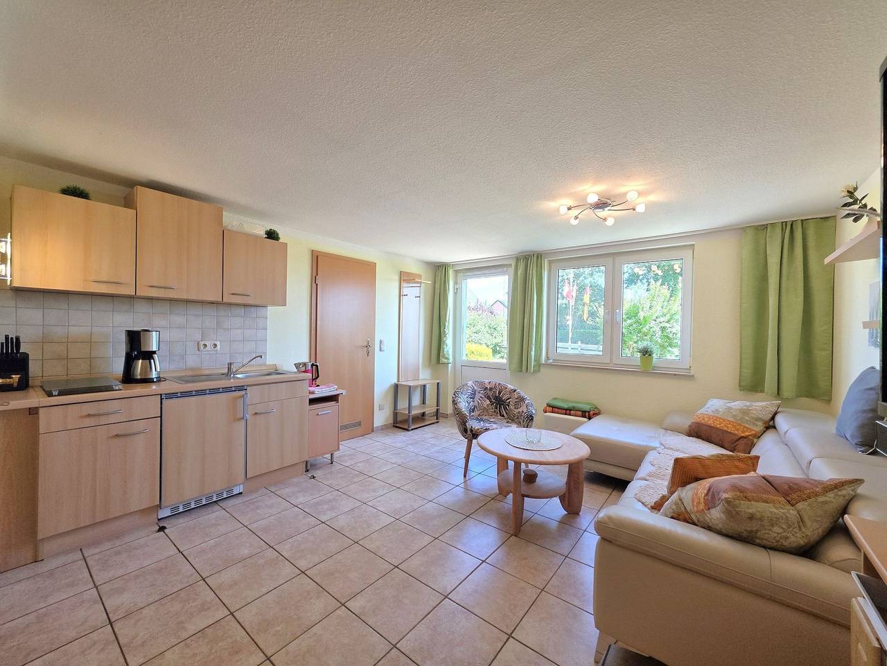 Ganze Ferienwohnung, Ferienwohnung Wiesenblick Feriencamp zum Hafen in Karlshagen, Usedomer Norden
