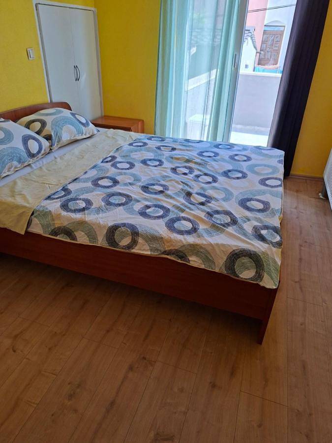BnB für 2 Personen, mit Ausblick und Balkon in Zadar