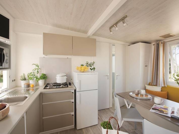 Wohnwagen für 4 Personen, mit Pool in Les Vans - 2