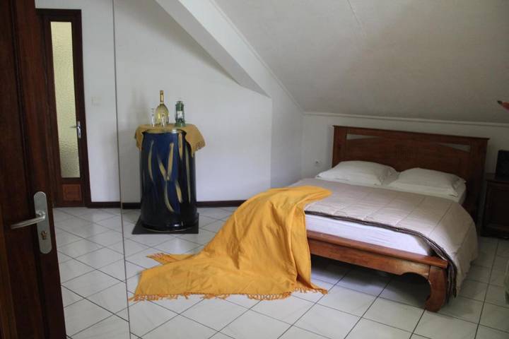 Maison d’hôte pour 2 personnes, avec jardin et vue à Cilaos - 3