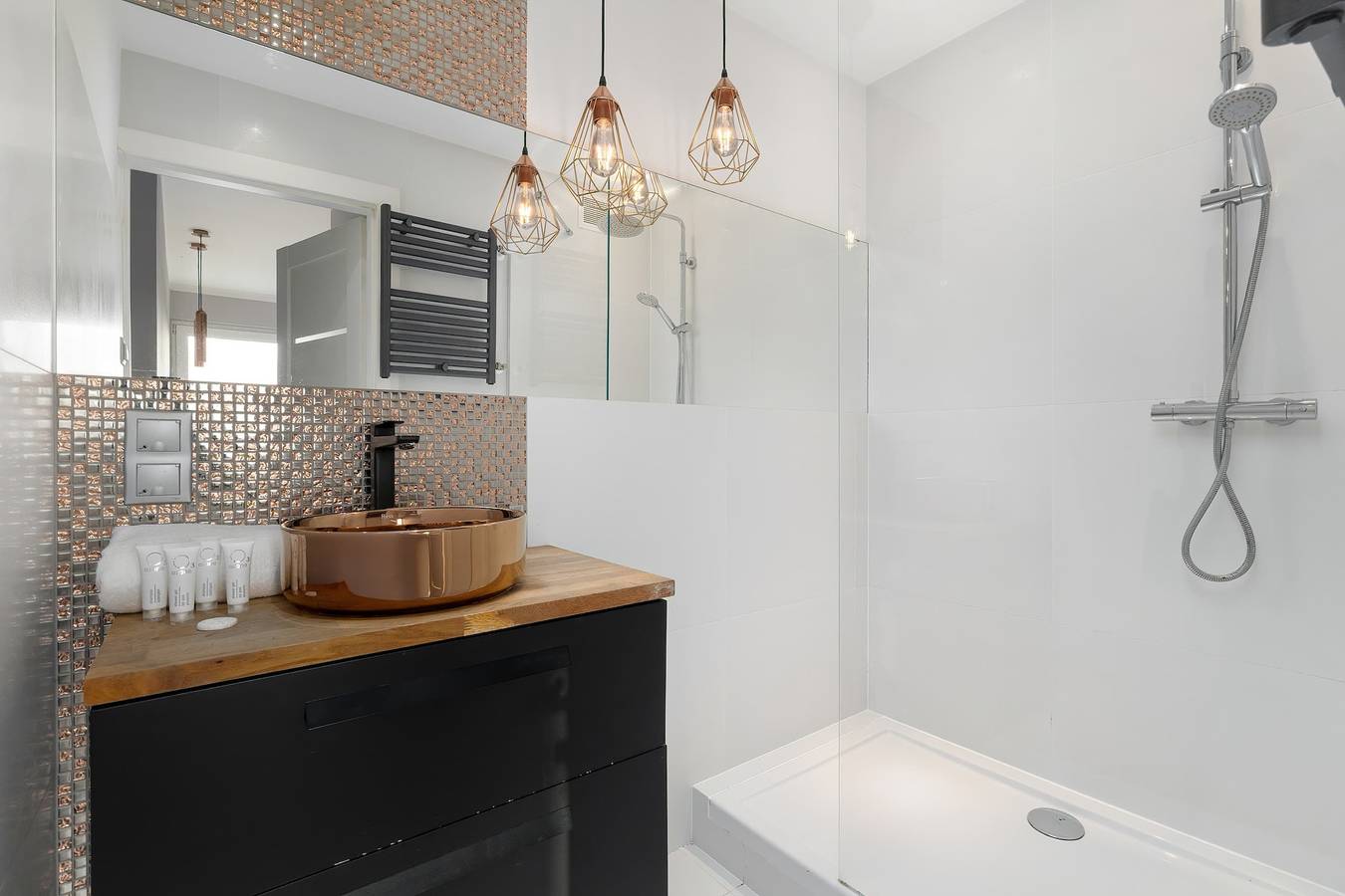 Apartamento entero, Ku S  o  cu 24A Szczecin   White and Blue Apartment with City View and Desk in Szczecin, Mar Baltico Polonia