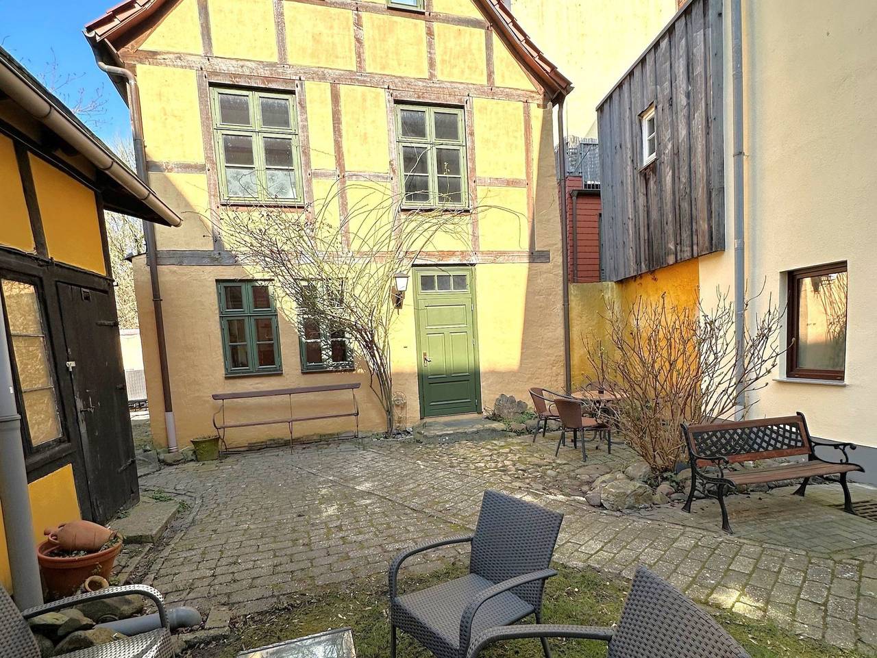 Ganze Ferienwohnung, Altstadthaus Stralsund - Klabauterdeck steuerbord (Dg) in Ozeaneum Stralsund, Stralsund