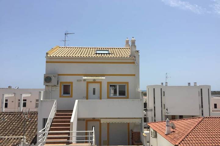 Ferienwohnung für 4 Personen, mit Pool und Balkon - 1