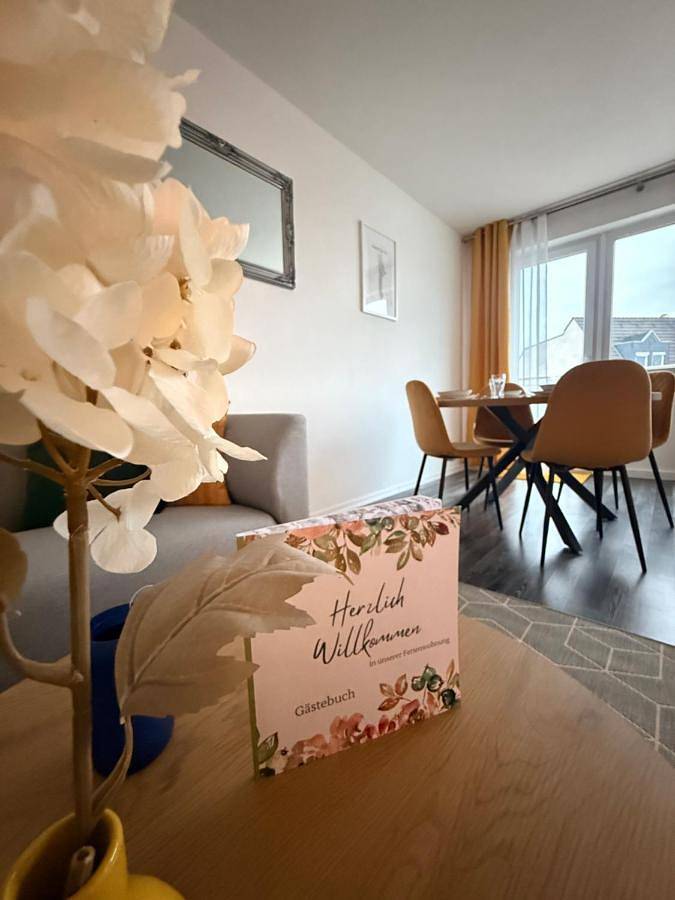 Ferienwohnung für 4 Personen, mit Balkon und Ausblick in Rheinbach