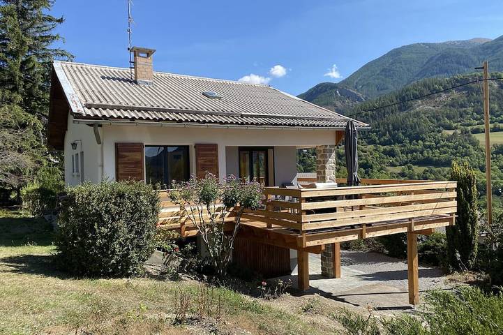 Chalet Familial de Standing vue sur les Montagnes du Parc National du Mercantour in Colmars, Castellane und Umgebung