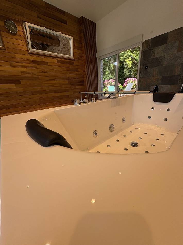 Gîte pour 5 personnes, avec jacuzzi ainsi que sauna et terrasse, animaux acceptés en Picardie - 2