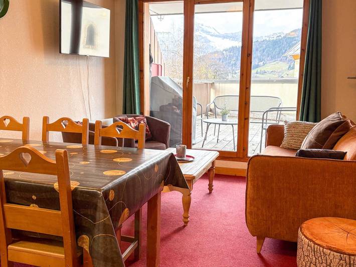 Ferienwohnung für 6 Personen, mit Pool und Balkon - 1