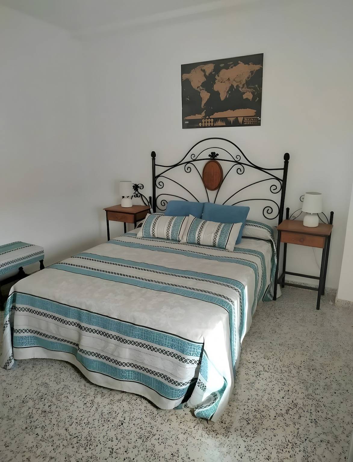 Apartamento inteiro, Apartamento 'Casa Ureba' com varanda, Wi-Fi e ar condicionado in Conil de la Frontera, Costa de la luz