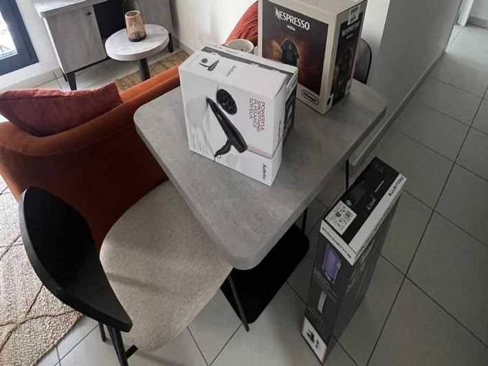 Apartamento entero, Charming Appt - 1Bdr/2P - Near Paris & La Défense in Suresnes, Altos del Sena