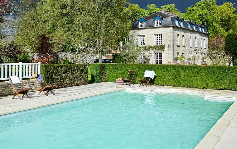 Château pour 17 personnes, avec Terrasse ainsi que Jardin et Piscine dans Hauts-de-France