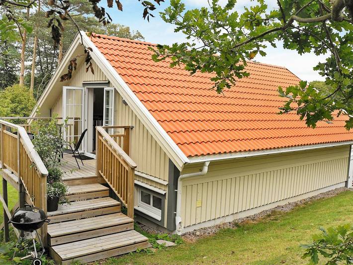 Ferienhaus für 5 Personen, mit Terrasse und Garten in Tanum
