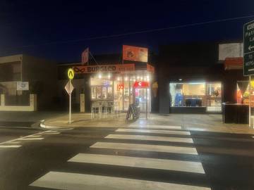 Holiday Home for 2 People in Melbourne, Kingston City, Photo 2