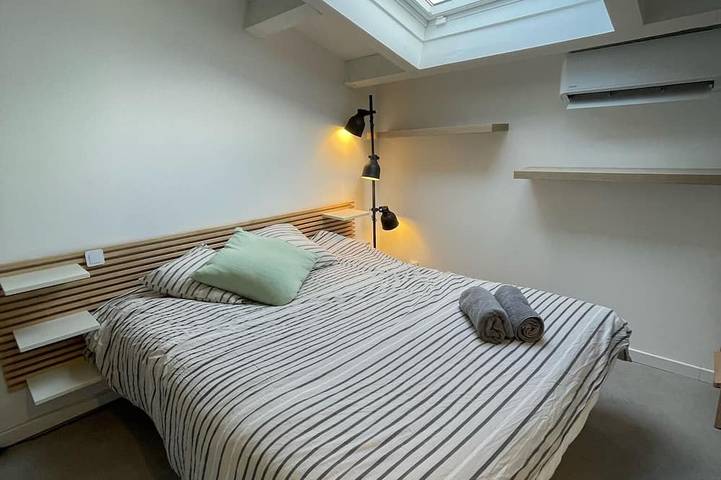 Gîte pour 7 personnes, avec balcon dans Plage de la Baumette - 2