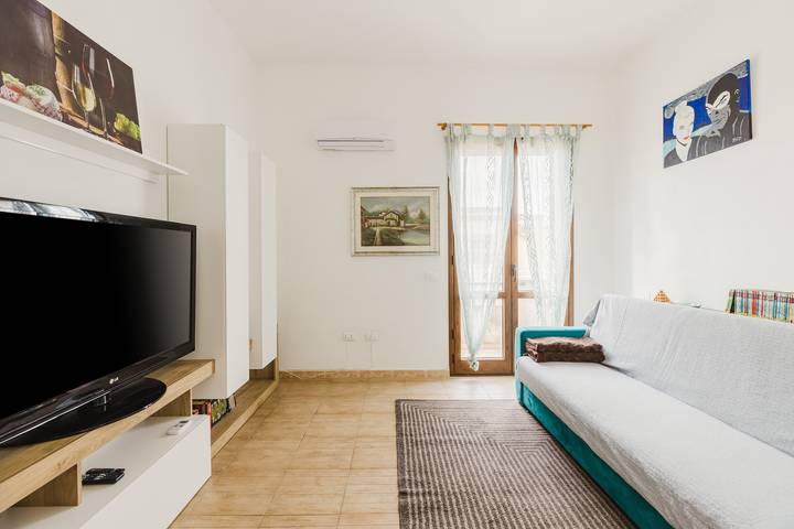 Ganze Wohnung, Ferienwohnung 'Casa Rimedia' mit Balkon, Wlan und Klimaanlage in Cabras, Sardinien
