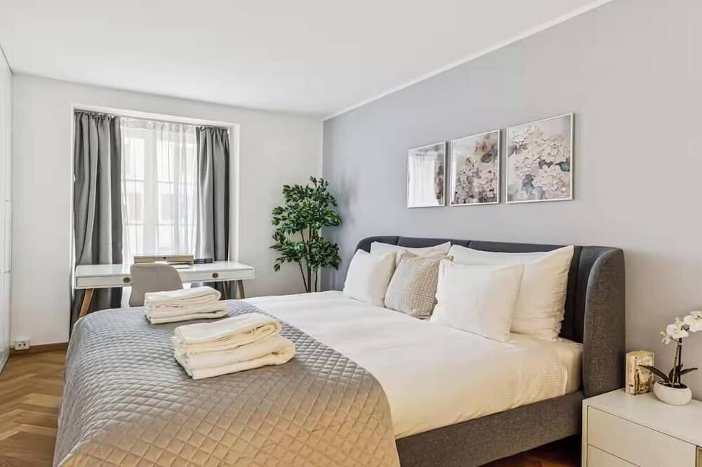 Apartamento vacacional entero, Combining Timeless Elegance, Designer Interiors & An Unrivaled Location-Old Town in Zúrich, Distrito de Zúrich