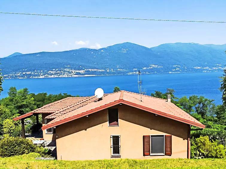 Haus 5 Personen in Castelveccana, Lago Maggiore (Lombardei)