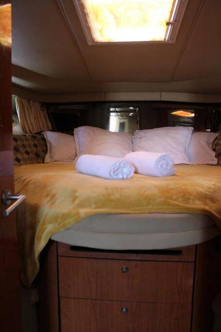 Bateau pour 4 personnes dans Marina du Marin - 4