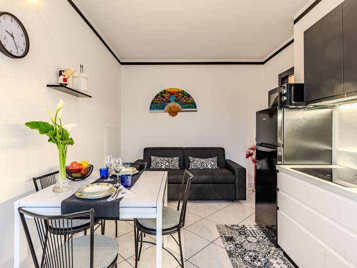 Ferienwohnung für 2 Personen, mit Seeblick und Garten sowie Balkon am Comer See - 3
