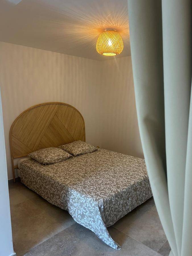 Appartement entier, One-Bedroom Apartment in Bastelica, Parc naturel régional de Corse