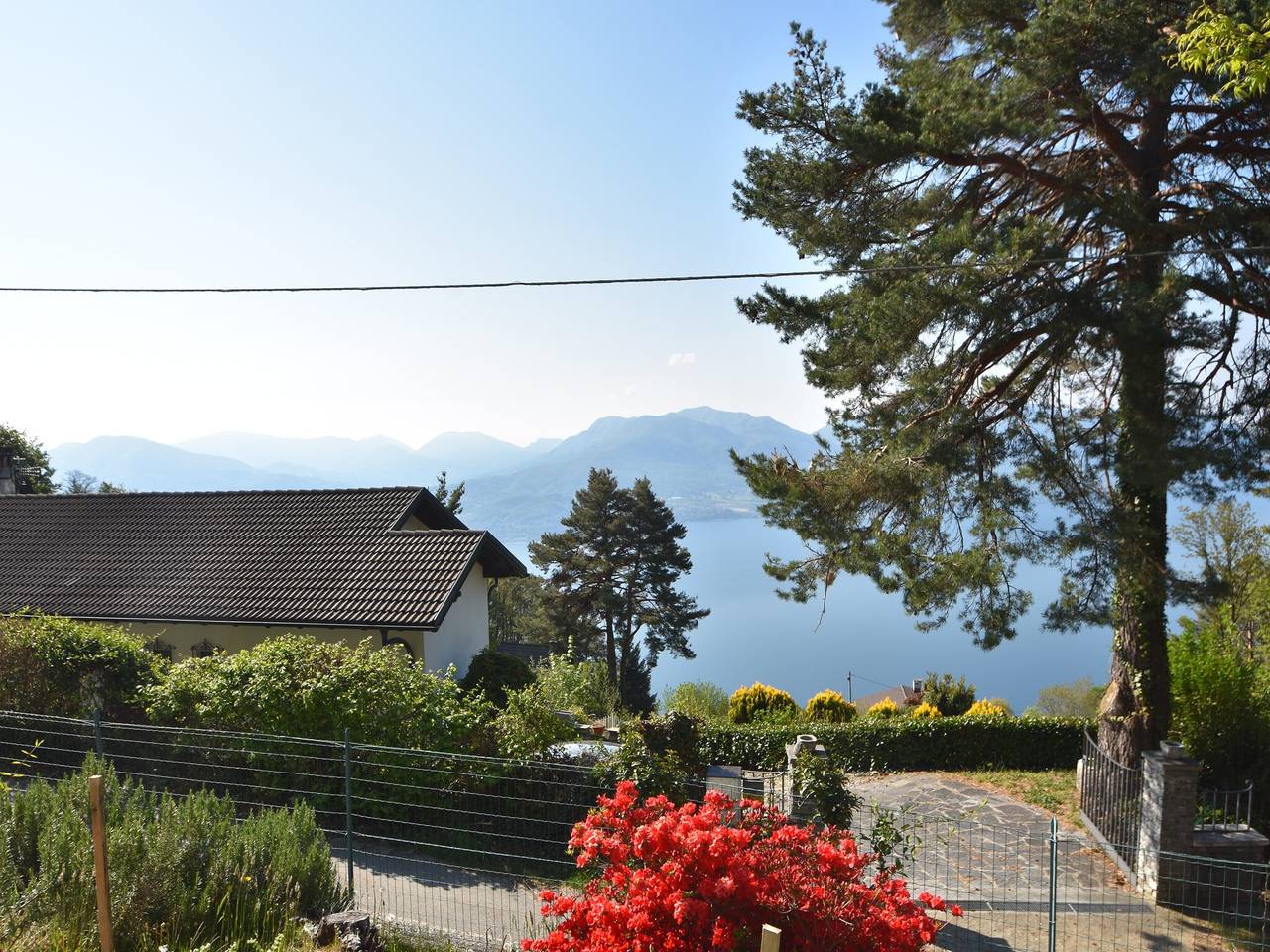 Romantisches Haus am Lago Maggiore mit Garten in Viggiona, Trarego Viggiona