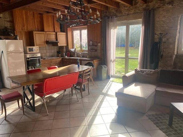 Location de vacances pour 4 personnes, avec terrasse ainsi que jardin et piscine à Meymac - 4