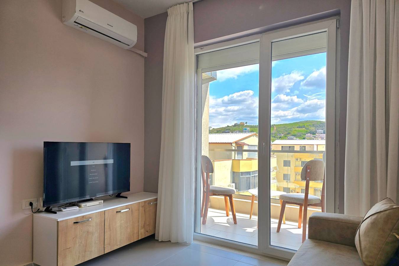 Ganze Wohnung, Happy Stay Apartment By The Sea 094 in Golem, Albanien