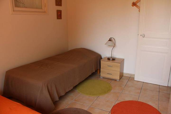 Location de vacances pour 5 personnes, avec jardin, animaux acceptés à Breuillet - 4