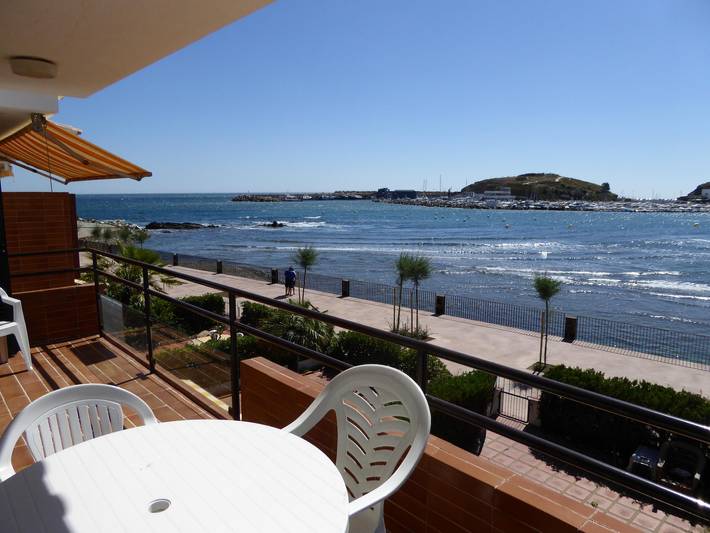 Ferienwohnung für 6 Personen, mit Terrasse in Llanca