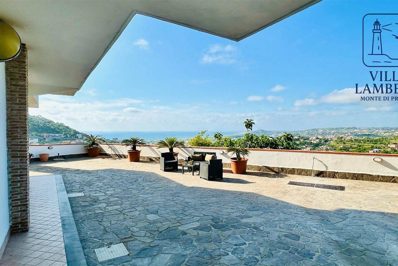 Appartamento intero, Panorama Lamberti in Monte di Procida, Napoli e dintorni