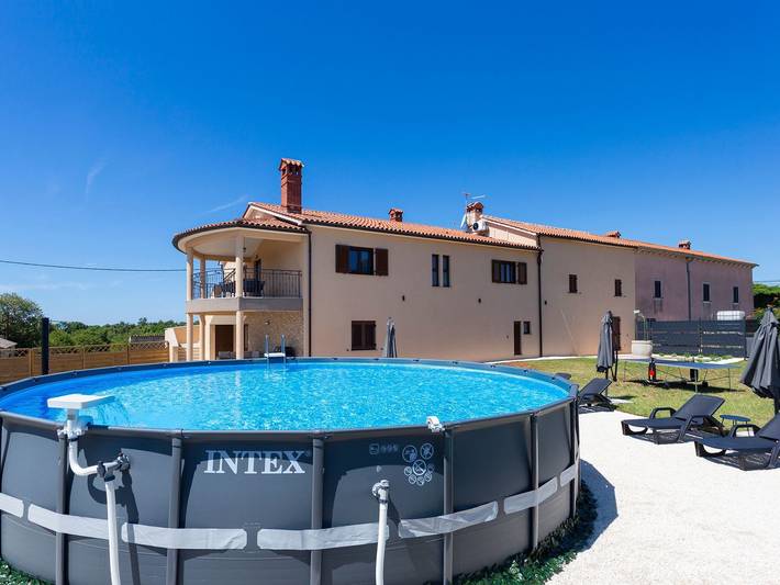 Ferienwohnung für 7 Personen, mit Pool und Garten - 1