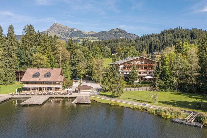 Hôtel pour 2 personnes, avec Jacuzzi et Terrasse ainsi que Jardin et Sauna dans Kitzbuhel