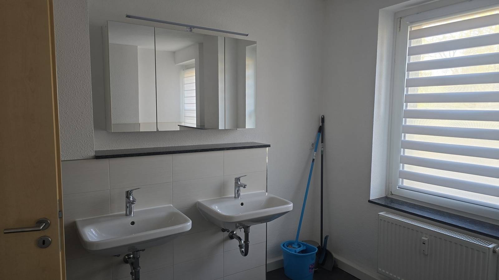 Apartamento vacacional entero, Schöne Vollausgestattete Monteurs- Gästewohnung nähe Raffinerie Leuna  und Geiseltalsee für 6 Personen in Braunsbedra, Saale-Unstrut