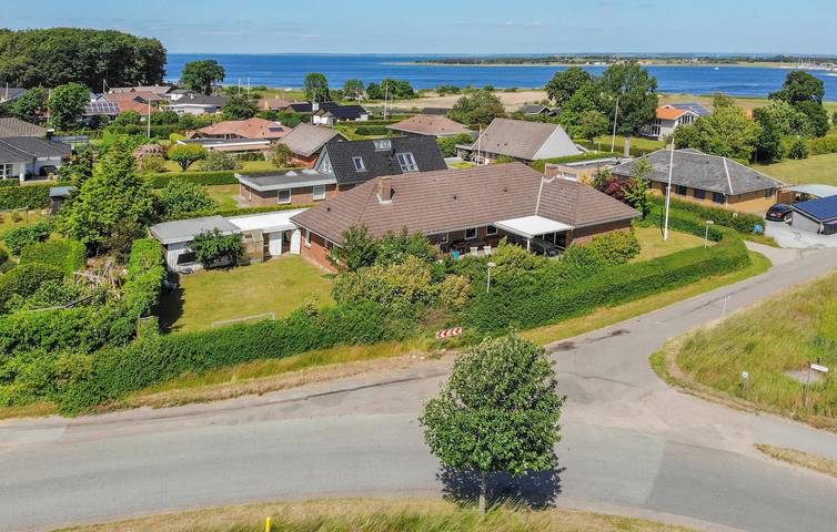Ferienhaus für 12 Personen, mit Garten und Terrasse in Årøsund - 2