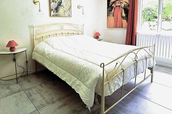 Location de vacances pour 22 personnes, avec Balcon ainsi que Jacuzzi et Jardin dans Plage de Trestel - 3