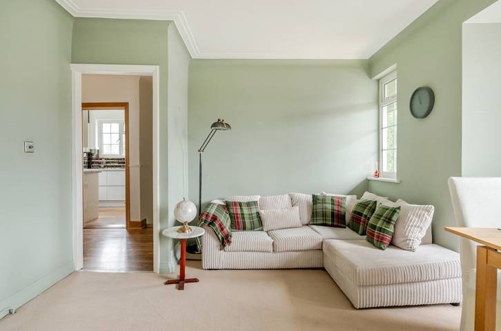 Glamping for 3 people, with garden in Surrey