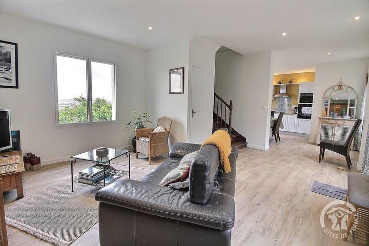 Gîte pour 4 personnes, avec terrasse et jardin à Ploubazlanec - 2