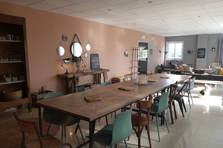 Cottage pour 15 personnes, avec terrasse et jardin à Chastellux-sur-Cure