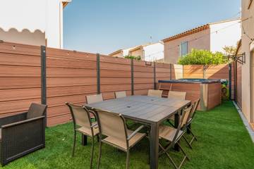 Maison De Vacances pour 6 Personnes dans Saint-Rémy-de-Provence, Région d'Arles, Photo 1
