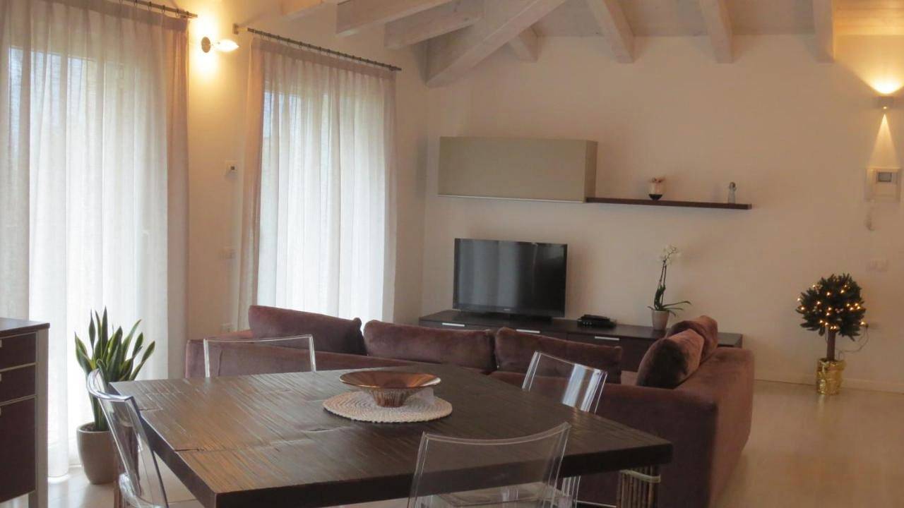 Apartamento entero, Arco Charme in Arco, Montañas Garda