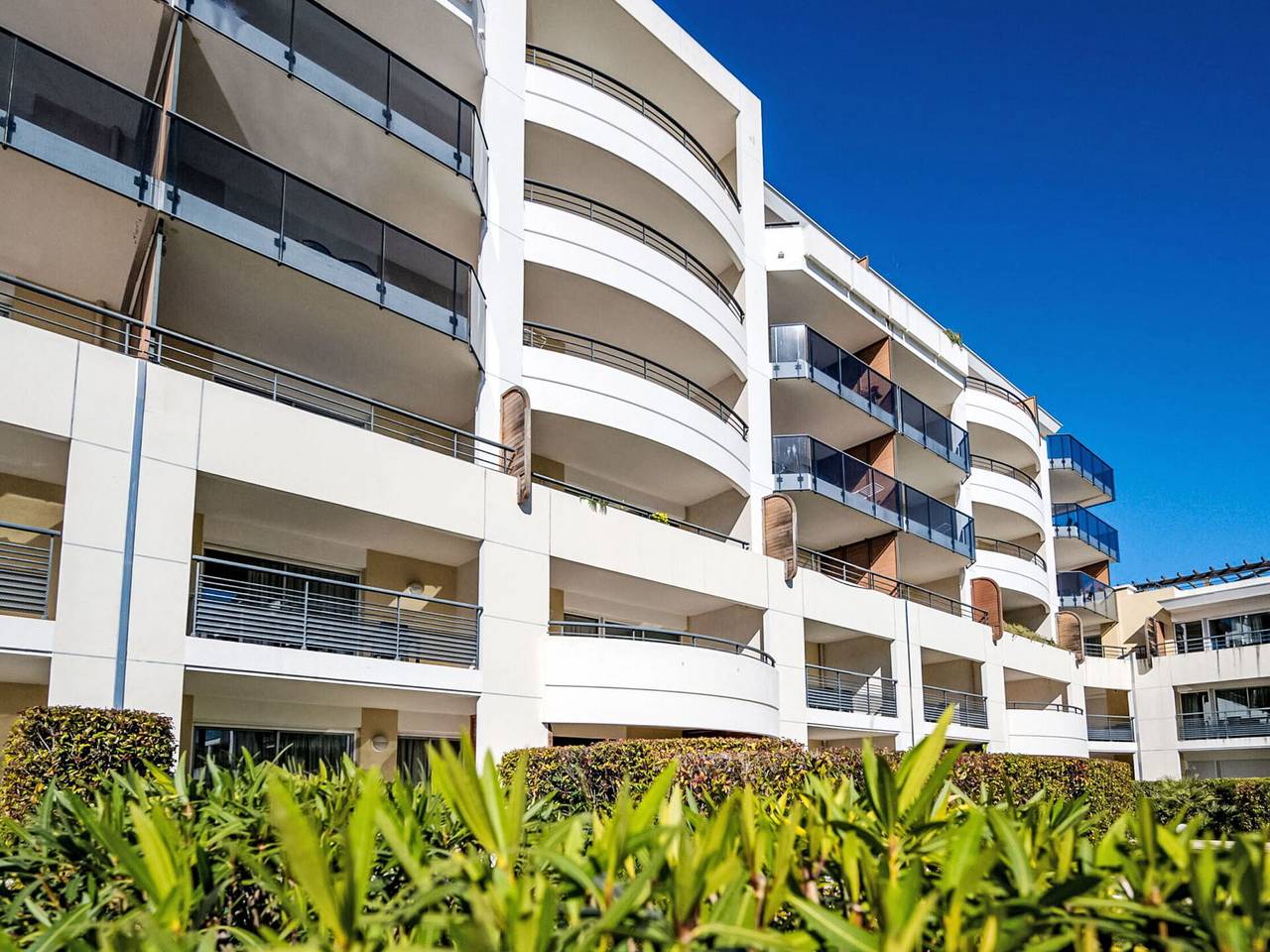 Entire apartment, Cagnes-sur-mer 606 - Le Lido 606.1 in Cros de Cagnes, Cagnes-sur-Mer