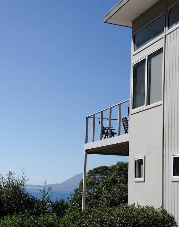 Holiday home for 8 people, with balcony and garden, with pets in Tasmania
