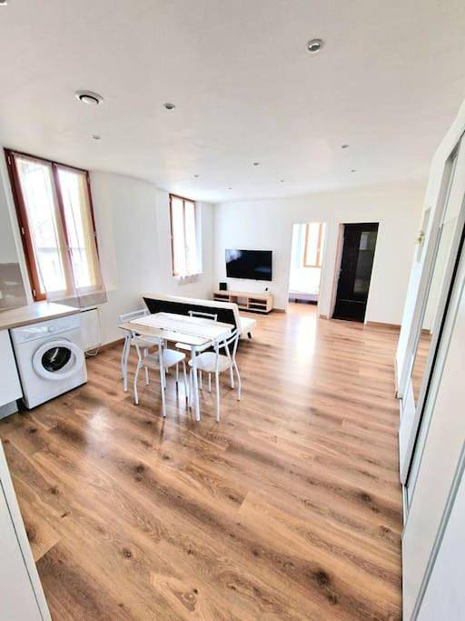 Gîte pour 3 personnes, avec Vue dans Office De Tourisme D Evian Les Bains - 2
