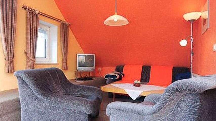 Ferienwohnung für 4 Personen, mit Garten und Terrasse, kinderfreundlich in Ostbense