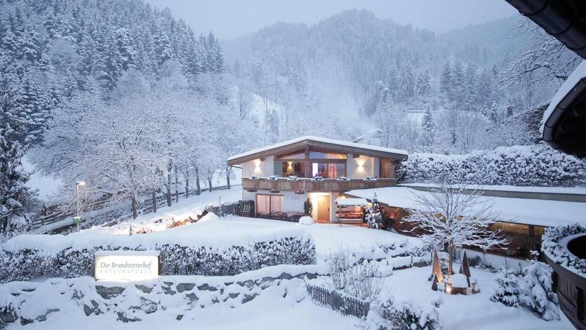 Hotel für 2 Personen, mit Whirlpool und Sauna sowie Garten und Pool in Stans