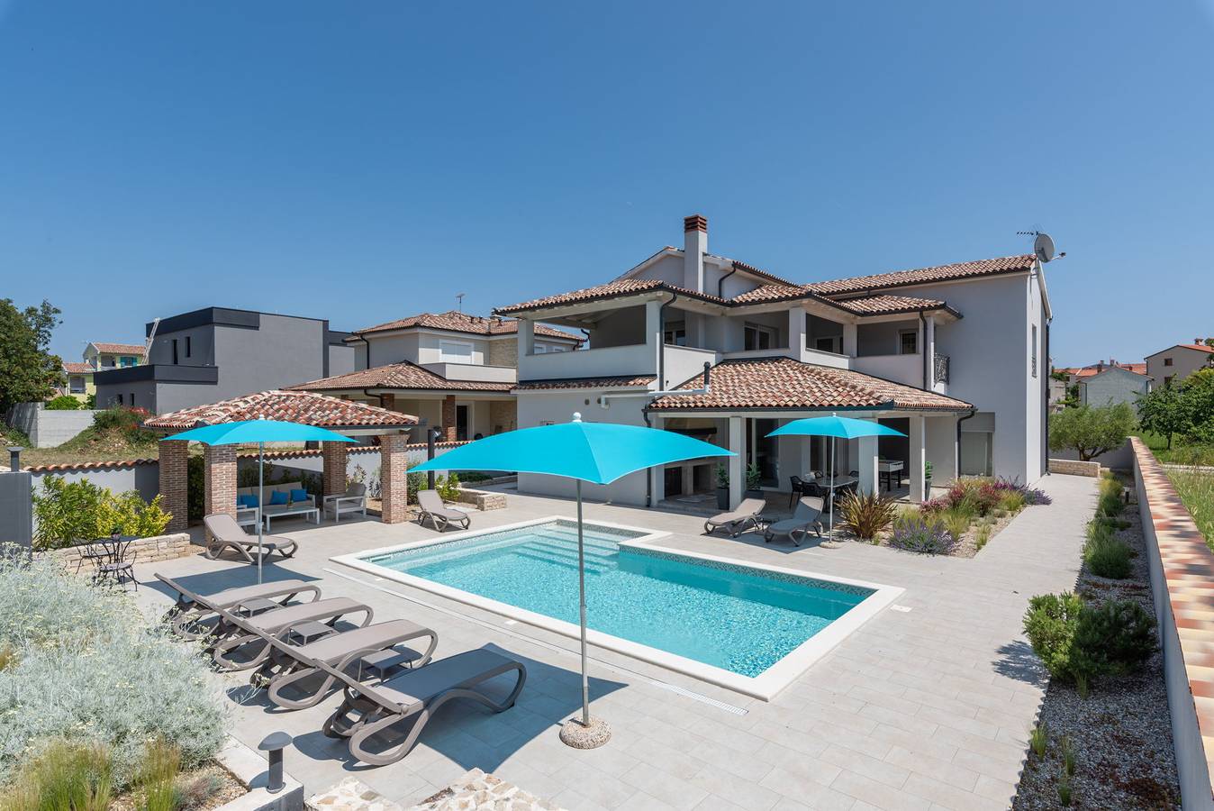 Villa für 9 Personen mit Terrasse in Premantura, Südküste Istrien