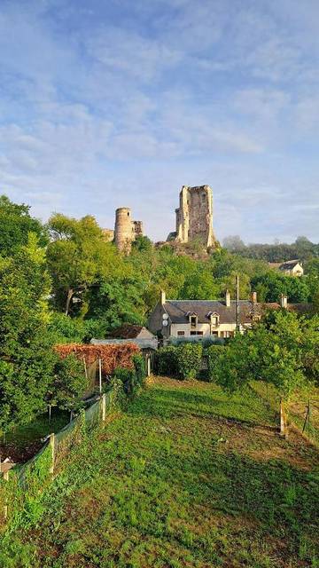 Gîte pour 4 personnes, avec vue et jardin à Hérisson